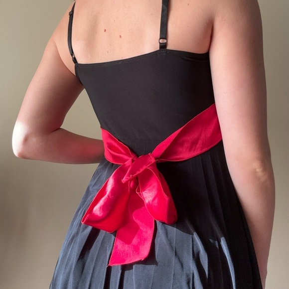 Vintage 90s Black Mini Dress - Picture 5 of 11